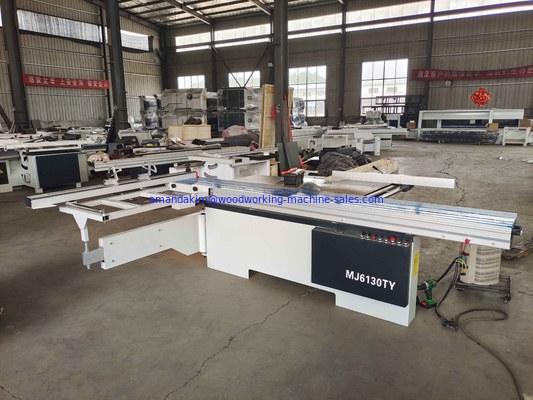 Sliding panel saw wood cutting machine